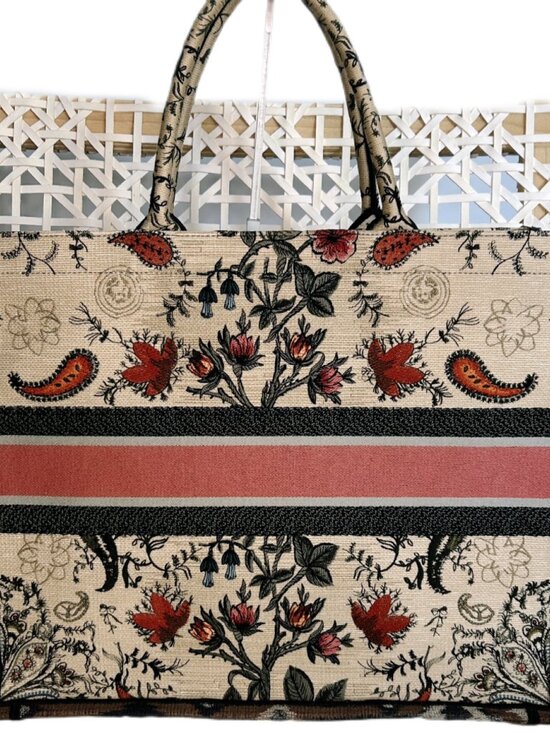 Dior Christian Dior Book Tote, Large - Picture 10 of 16